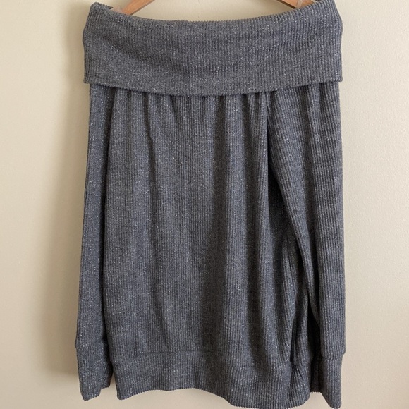 Elan Off Shoulder Ribbed Sweater - Picture 9 of 13